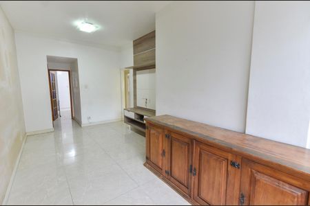 Apartamento à venda com 90m², 3 quartos e 1 vaga Apartamento à venda com 90m², 3 quartos e 1 vagaSala