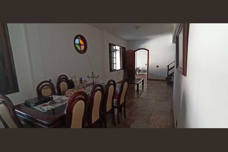 Casa à venda com 4 quartos, 365m² em Pechincha, Rio de Janeiro