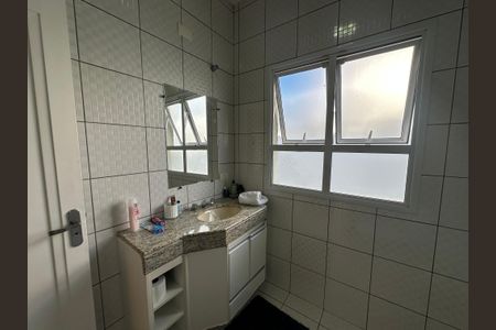 Casa de condomínio para alugar com 680m², 5 quartos e 6 vagas Casa de condomínio para alugar com 680m², 5 quartos e 6 vagasBanheiro da Suíte 4