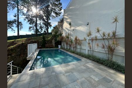 Casa de condomínio para alugar com 680m², 5 quartos e 6 vagas Casa de condomínio para alugar com 680m², 5 quartos e 6 vagasPiscina