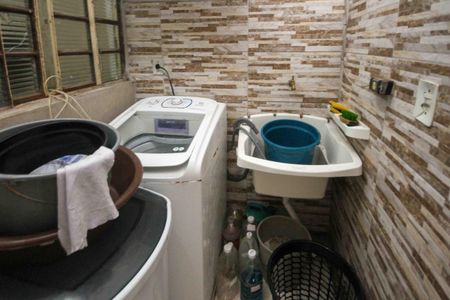 Casa à venda com 110m², 4 quartos e 2 vagas