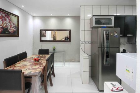 Casa à venda com 110m², 4 quartos e 2 vagas Casa à venda com 110m², 4 quartos e 2 vagasSala de Jantar