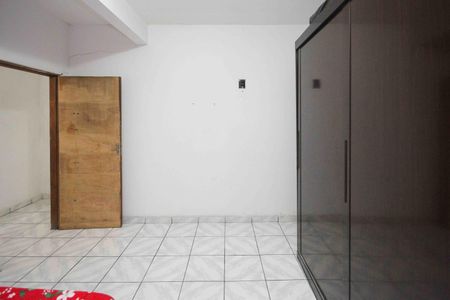 Casa à venda com 110m², 4 quartos e 2 vagas Casa à venda com 110m², 4 quartos e 2 vagasQuarto