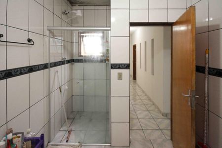 Casa à venda com 110m², 4 quartos e 2 vagas Casa à venda com 110m², 4 quartos e 2 vagasBanheiro