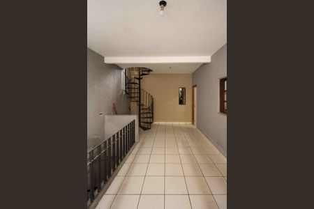 Casa à venda com 110m², 4 quartos e 2 vagas