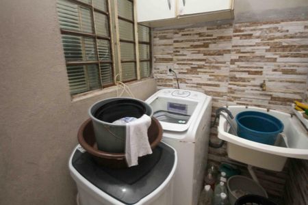 Casa à venda com 110m², 4 quartos e 2 vagas