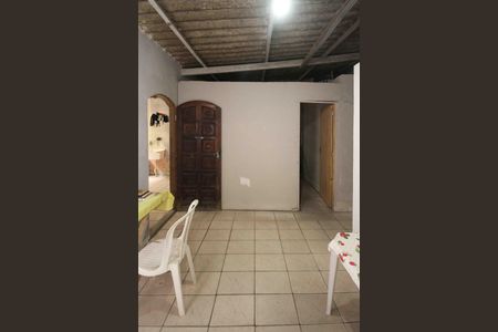 Casa à venda com 110m², 4 quartos e 2 vagas