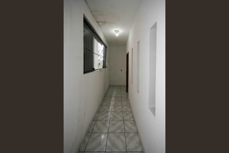 Corredor de casa à venda com 4 quartos, 110m² em Fazenda da Juta, São Paulo