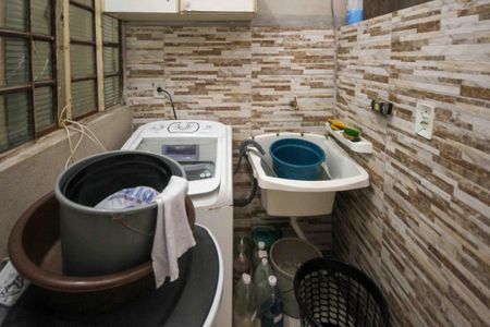 Casa à venda com 110m², 4 quartos e 2 vagas Casa à venda com 110m², 4 quartos e 2 vagasÁrea de Serviço