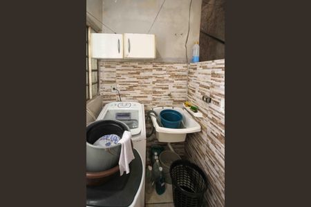 Casa à venda com 110m², 4 quartos e 2 vagas Casa à venda com 110m², 4 quartos e 2 vagasÁrea de Serviço