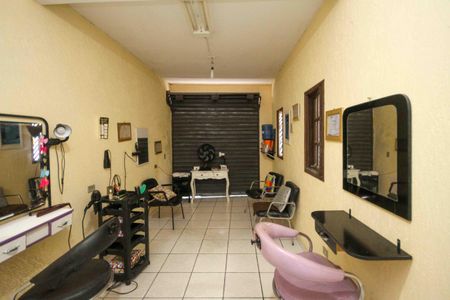 Casa à venda com 110m², 4 quartos e 2 vagas