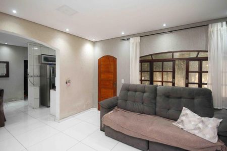 Casa à venda com 110m², 4 quartos e 2 vagas Casa à venda com 110m², 4 quartos e 2 vagasSala