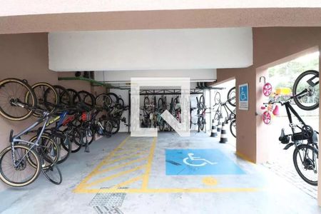 Apartamento à venda com 33m², 1 quarto e sem vaga Apartamento à venda com 33m², 1 quarto e sem vagaBicicletário