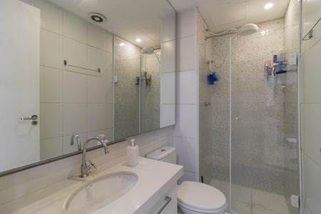 Banheiro de apartamento à venda com 1 quarto, 33m² em Barra Funda, São Paulo