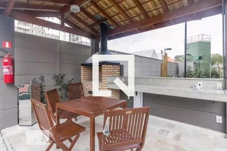 Apartamento à venda com 33m², 1 quarto e sem vaga Apartamento à venda com 33m², 1 quarto e sem vagaChurrasqueira