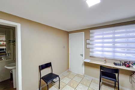 Casa para alugar com 170m², 3 quartos e 4 vagasEscritório