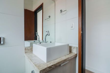 Casa para alugar com 125m², 3 quartos e 2 vagasBanheiro