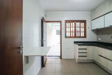 Casa para alugar com 125m², 3 quartos e 2 vagasCozinha