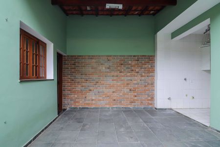 Casa para alugar com 125m², 3 quartos e 2 vagasQuintal