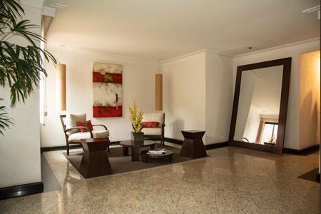 Apartamento para alugar com 127m², 3 quartos e 3 vagasHall social