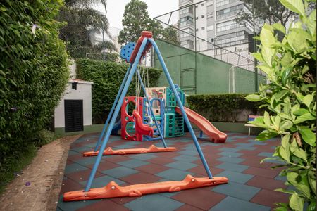 Apartamento para alugar com 127m², 3 quartos e 3 vagasÁrea comum - Playground