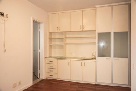 Apartamento para alugar com 127m², 3 quartos e 3 vagasSuíte 2