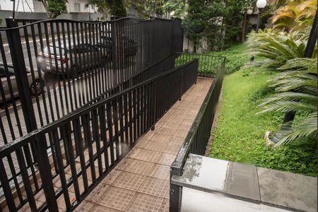 Apartamento para alugar com 127m², 3 quartos e 3 vagasHall de entrada - Rampa de acesso