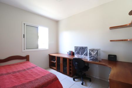 Apartamento para alugar com 70m², 3 quartos e 2 vagasQuarto 2