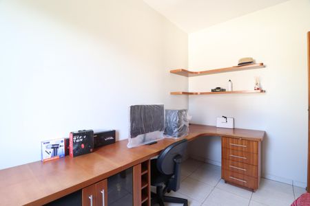 Apartamento para alugar com 70m², 3 quartos e 2 vagasQuarto 2