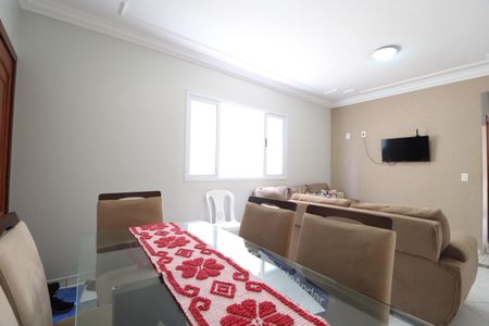 Apartamento para alugar com 70m², 3 quartos e 2 vagasSala