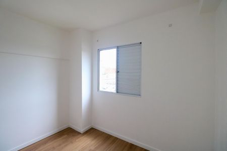 Quarto 1 de apartamento para alugar com 2 quartos, 44m² em Canhema, Diadema