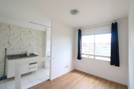 Sala de apartamento para alugar com 2 quartos, 44m² em Canhema, Diadema