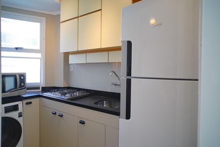 Cozinha  de apartamento para alugar com 1 quarto, 50m² em Petrópolis, Porto Alegre