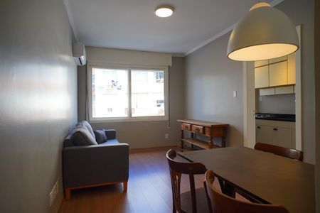 Sala de apartamento para alugar com 1 quarto, 50m² em Petrópolis, Porto Alegre