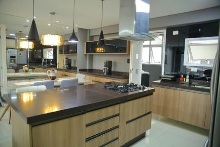 Apartamento para alugar com 135m², 3 quartos e 3 vagasCozinha 