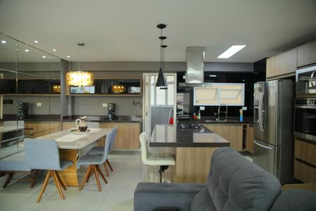 Apartamento para alugar com 135m², 3 quartos e 3 vagasCozinha 