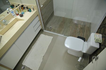 Apartamento para alugar com 135m², 3 quartos e 3 vagasSuíte 1 Banheiro 