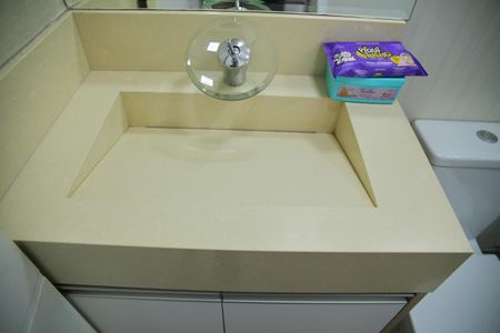 Apartamento para alugar com 135m², 3 quartos e 3 vagasSuíte 3- banheiro 