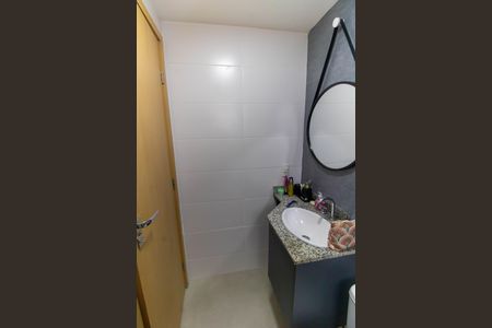 Apartamento à venda com 95m², 2 quartos e 2 vagasBanheiro da Suíte 1