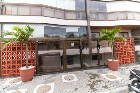 Apartamento à venda com 95m², 2 quartos e 2 vagasFachada