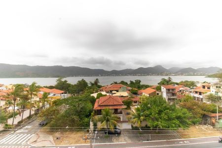 Vista da Sala de apartamento à venda com 2 quartos, 95m² em Piratininga, Niterói