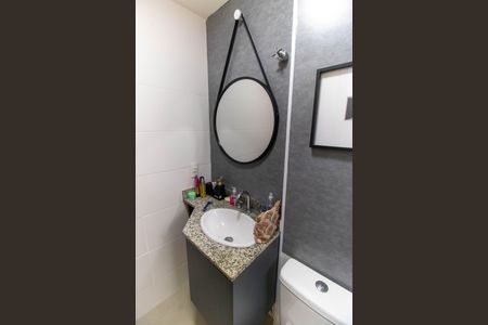 Apartamento à venda com 95m², 2 quartos e 2 vagasBanheiro da Suíte 1