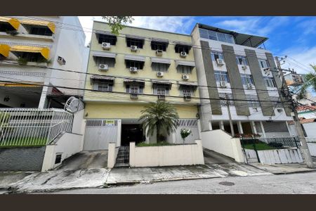 Apartamento para alugar com 48m², 2 quartos e 1 vagaFachada