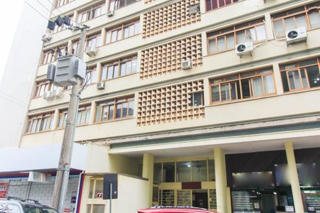 Apartamento à venda com 103m², 3 quartos e sem vaga Apartamento à venda com 103m², 3 quartos e sem vagaFachada