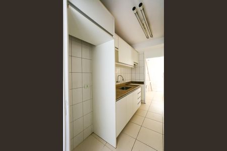 Apartamento para alugar com 109m², 3 quartos e 2 vagas Apartamento para alugar com 109m², 3 quartos e 2 vagascozinha