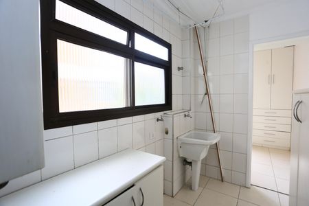 Apartamento para alugar com 109m², 3 quartos e 2 vagas Apartamento para alugar com 109m², 3 quartos e 2 vagasÁrea de Serviço
