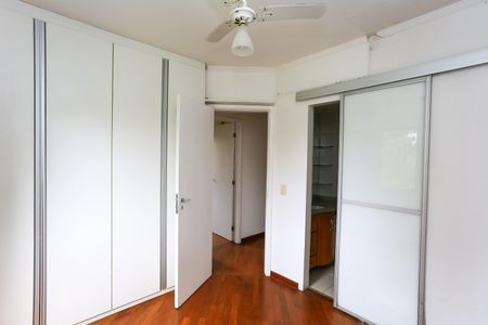 Apartamento para alugar com 109m², 3 quartos e 2 vagas Apartamento para alugar com 109m², 3 quartos e 2 vagassuíte