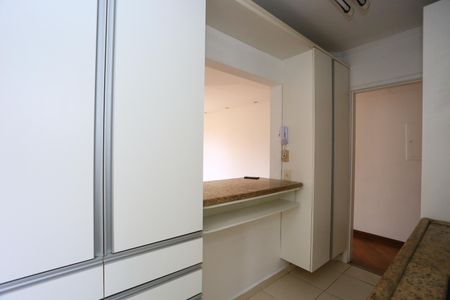 Apartamento para alugar com 109m², 3 quartos e 2 vagas Apartamento para alugar com 109m², 3 quartos e 2 vagascozinha