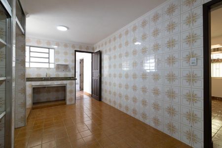 Casa para alugar com 150m², 4 quartos e 4 vagasCasa 1 - Cozinha