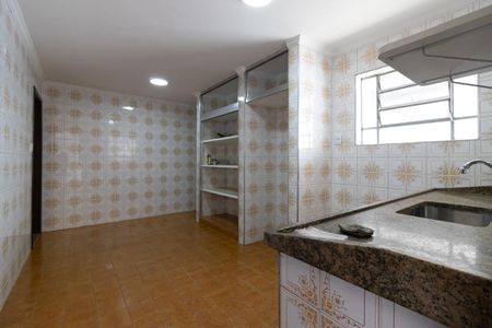 Casa para alugar com 150m², 4 quartos e 4 vagasCasa 1 - Cozinha